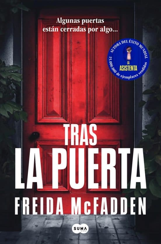 Portada de "Tras la puerta"